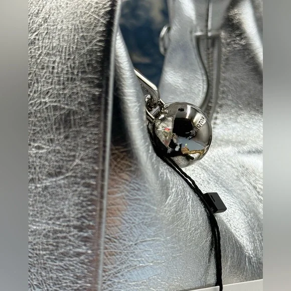 🆕 OROTON 🧿 NWT Clara Mini Convertible Crossbody Bag, Crinkle1